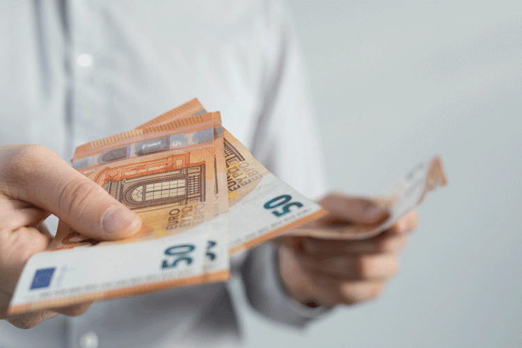 Simulieren Sie jetzt Ihren Kredit: Der vollständige Leitfaden 2025