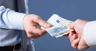 Geld schnell aufs Konto: So funktioniert es sicher und unkompliziert